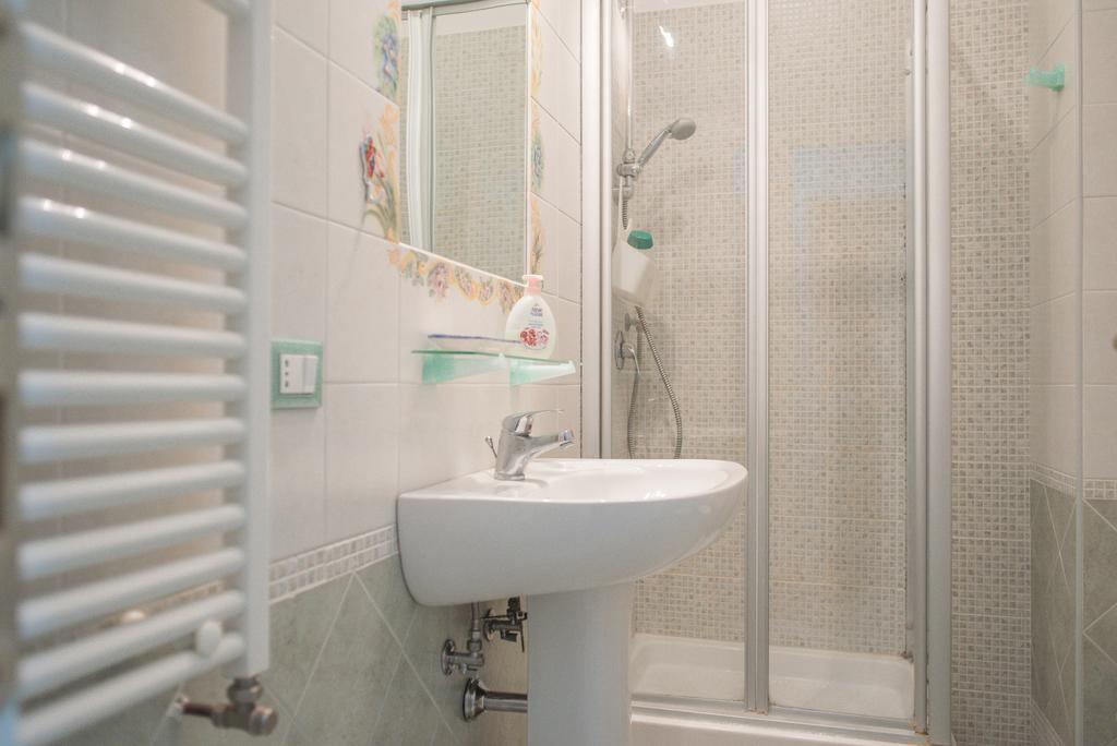 Frattina De Luxe Apartment โรม ภายนอก รูปภาพ